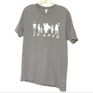 Friends gray and white Christmas T-shirt size large